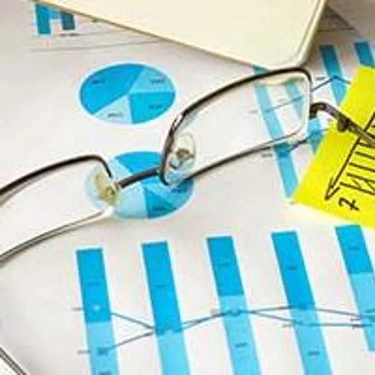 accountant calculating interest