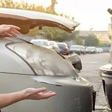 Comprehensive vs. Collision Insurance image