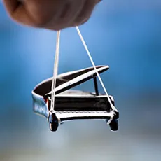 How Much Does It Cost to Move a Piano? image