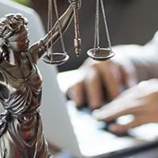 How to Find a Lawyer image