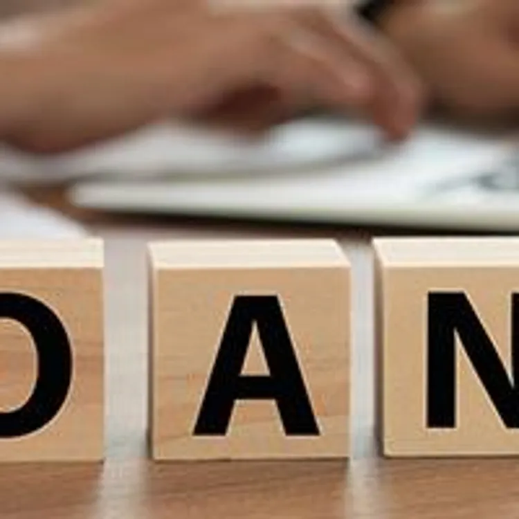 loan with home model on desk