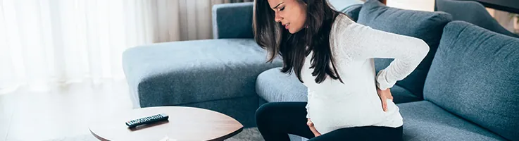 pregnant woman having contraction