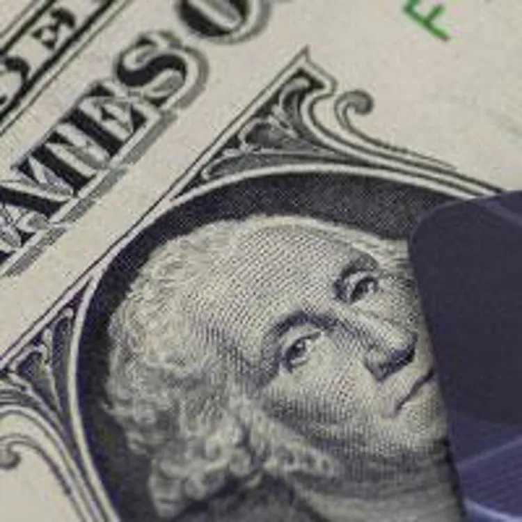 credit cards on us dollar note