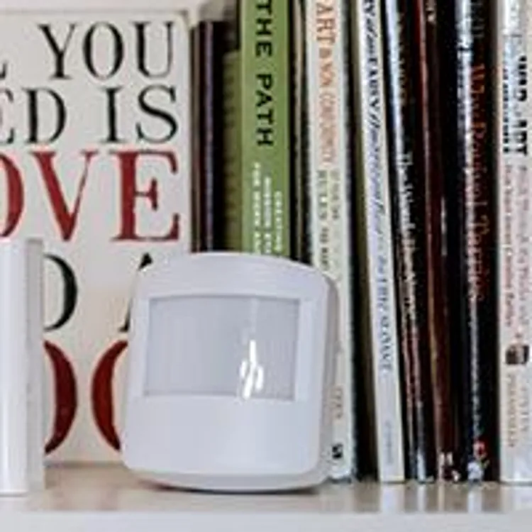 vivint home security equipment